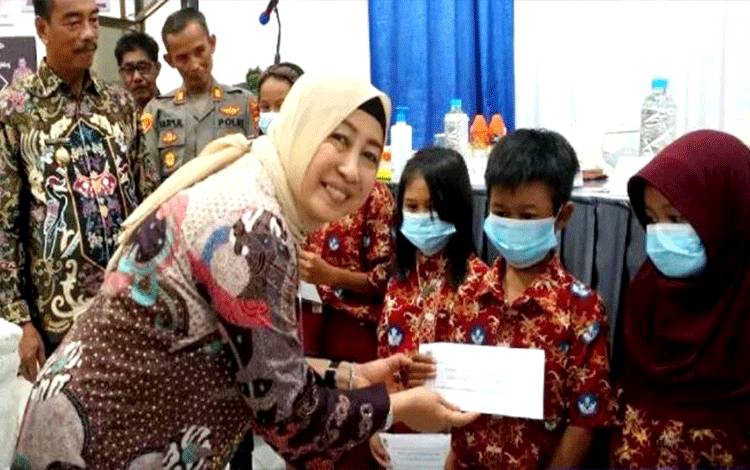 Ketua DPRD Barito Utara Apresiasi Inisiatif Mitra Praja untuk Pelajar