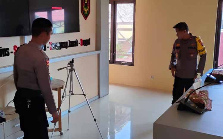 Wakapolres Seruyan Cek Kebersihan Gedung Vicon