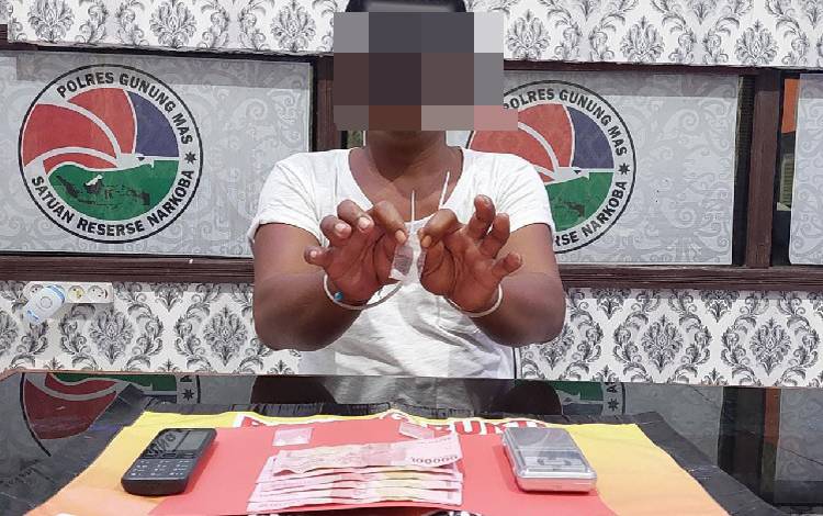 Seorang Pria di Gumas Ini Ditangkap karena Simpan 0,86 Gram Sabu?