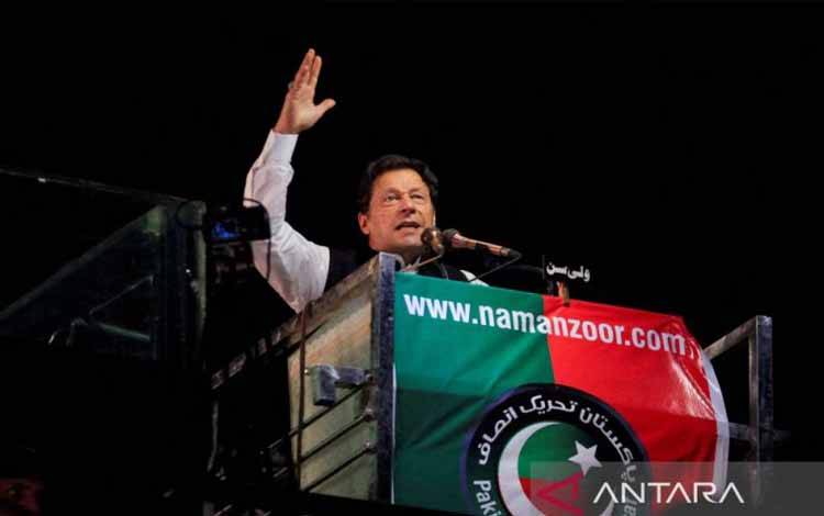Polisi Gagal Tangkap Mantan PM Pakistan Imran Khan