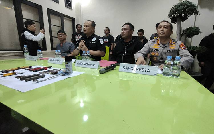 Tiga Narapidana Kabur Ditembak, 1 Orang Tewas Karena Coba Tikam Aparat