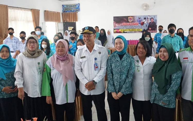 TP-PKK dan BNN Palangka Raya Sosialisasikan Bahaya Narkoba Bagi Kalangan Pelajar