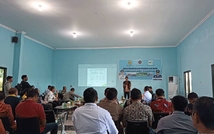 Pemkab Gumas Fasilitasi Diskusi Rencana Pembukaan Rute Penerbangan Kuala Kurun - Palangka Raya