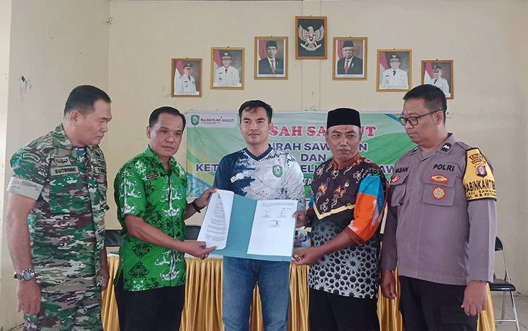 Sertijab Lurah Sawahan, ini Pesan Camat MB Ketapang