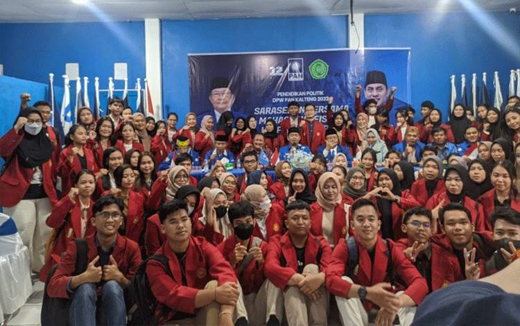 Mahasiswa Fisipol UMPR Ikuti Kuliah Lapangan di DPW PAN Kalteng