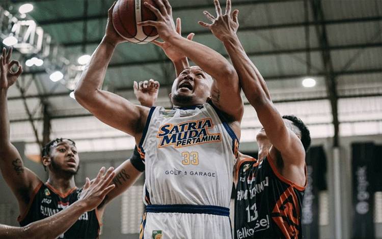 Satria Muda Menang Dramatis atas Bumi Borneo di Seri 5 IBL Semarang