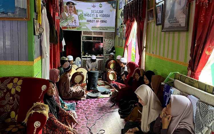 Belajar Habsy dan Hadrah Bersama Srikandi Ganjar Kalteng x Habsy Ar-Ridho