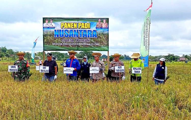Dinas Pertanian Barito Utara Ikut Berpartisipasi Dalam Panen Raya Nusantara Satu Juta Hektar