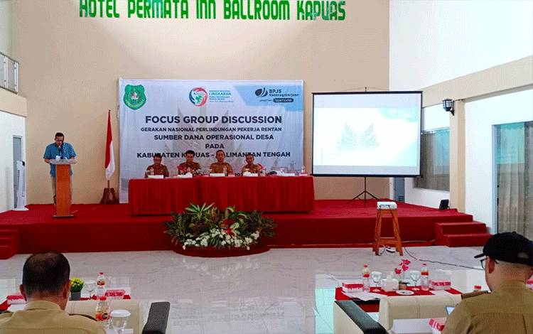 Kepala Desa dan Camat di Kapuas Ikuti FGD Gerakan Nasional Perlindungan Pekerja Rentan