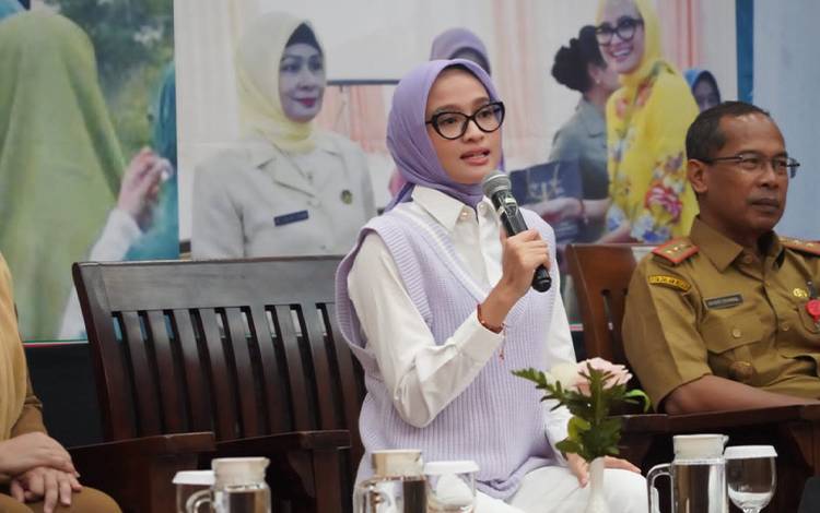 Ketua TP PKK Kalteng Berharap Kontribusi Aktif Masyarakat Tangani Stunting  ?
