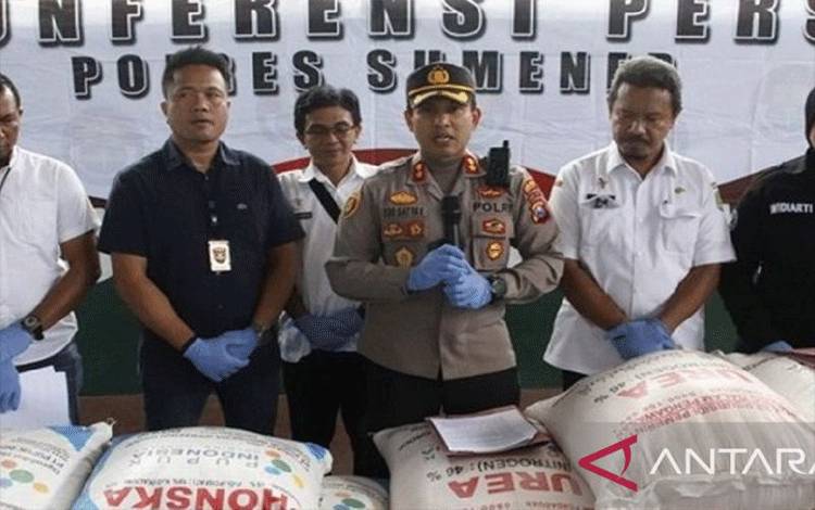 Polisi Gagalkan Penyelewengan 18 Ton Pupuk Bersubsidi
