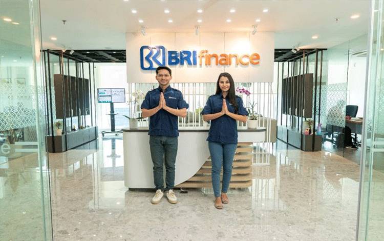 BRI Finance Atur Strategi Perdalam Pasar Pembiayaan Kendaraan Listrik