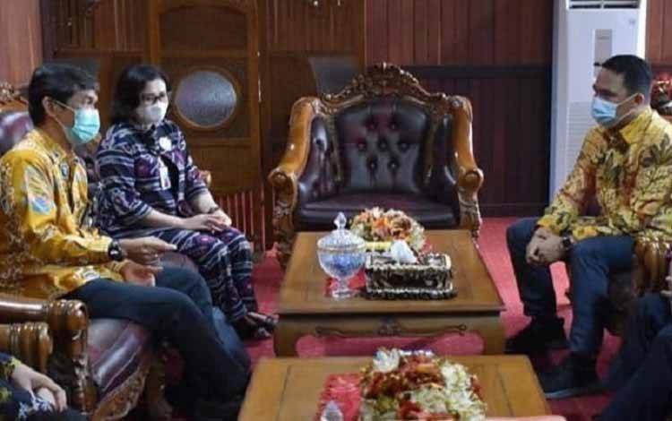 Pemkab Lamandau Peroleh Penghargaan dari KPPN  ?