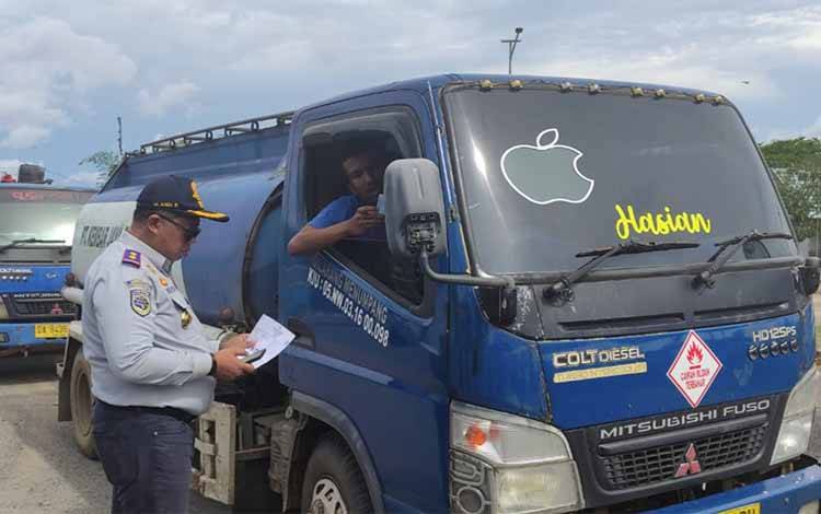 BPTD Kalteng Inspeksi Keselamatan dan Gakkum Angkutan Barang di Kapuas