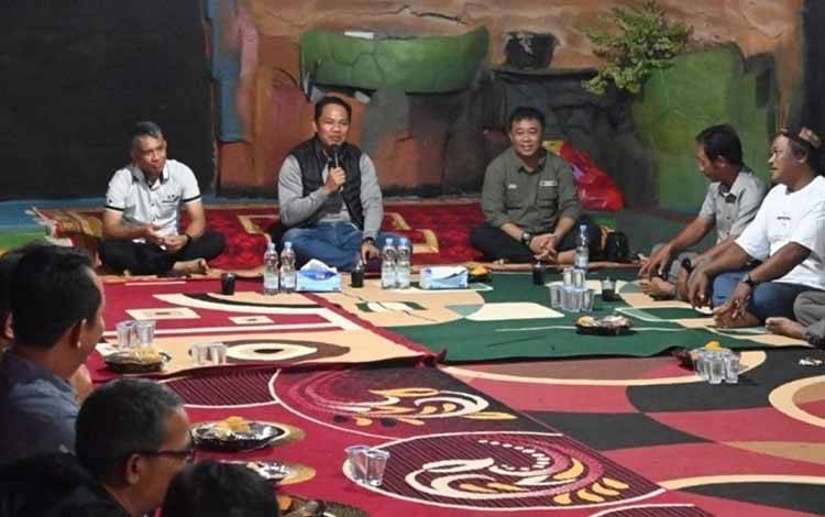 Bupati Lamandau Ajak Kades dan Tomas Prioritaskan Kamtibmas di Tahun Politik  ?