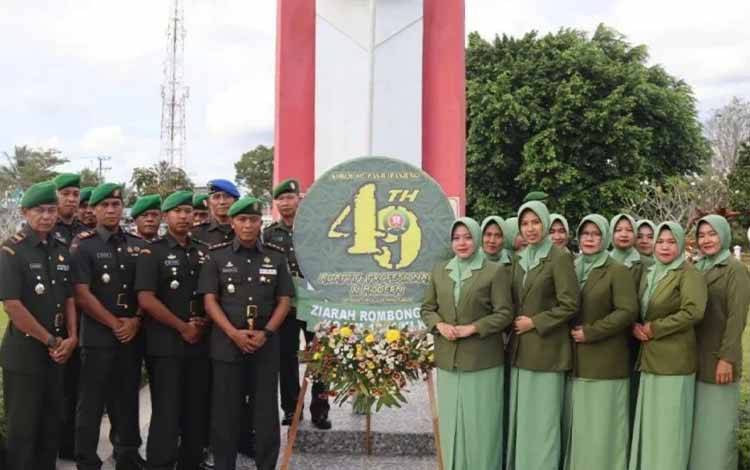 Dandim Kapuas Ziarah ke Taman Makam Pahlawan Kenncana Sambut HUT ke-49 Korem 102/Pjg