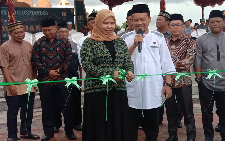 Pemkab Sukamara Resmikan Pasar Ramadan