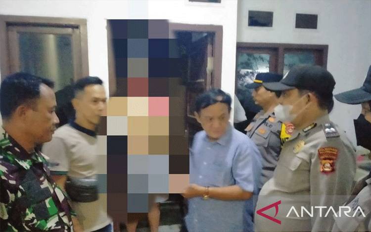 Lansia Bunuh Diri Membuat Surat Wasiat untuk Putrinya, Isinya Bikin Pilu
