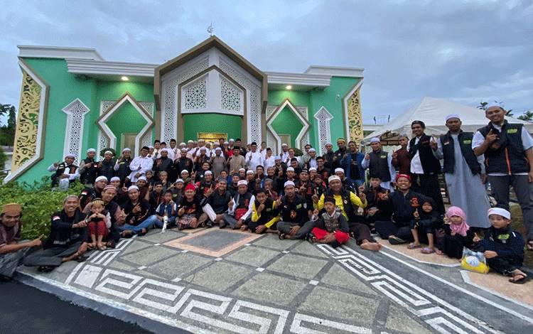 Bikers Subuhan Gaungkan Kebiasaan Salat Subuh Berjamaah