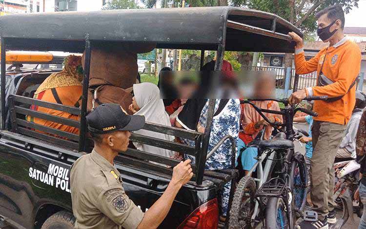 DPRD Kotim Ingatkan Memberi Uang ke Pengemis dapat Sanksi