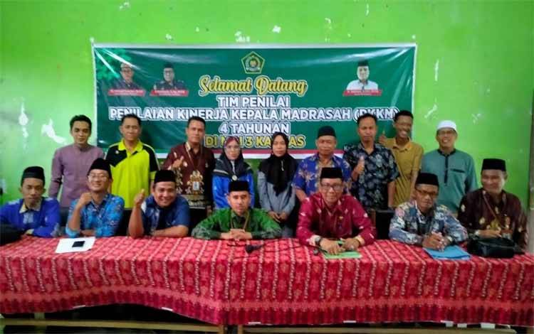 MIN 3 Kapuas Laksanakan Penilaian Kinerja Kepala Madrasah 4 Tahunan