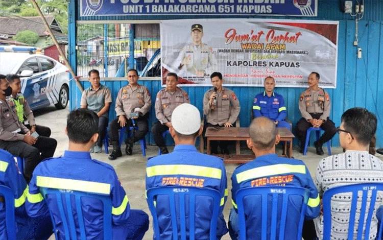 Program Jumat Curhat Polres Kapuas Sambangi Balakarcana 651