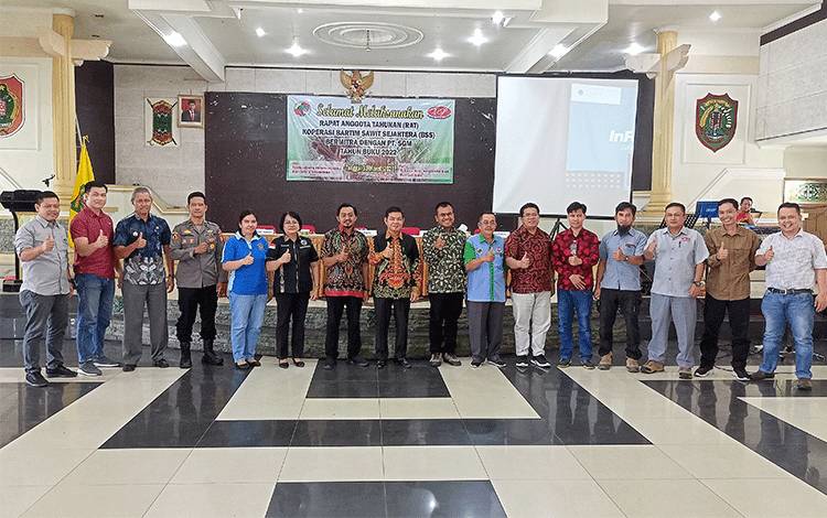 Bupati Barito Timur Buka Rapat Anggota Tahunan Koperasi Bartim Sawit Sejahtera
