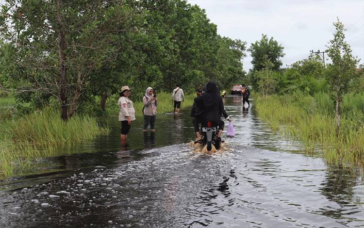 Tiga Kelurahan di Kota Palangka Raya Mulai Terendam Banjir