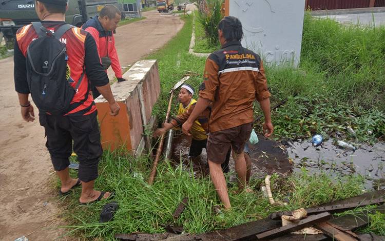 Tim Pandulima Ikut Kerja Bakti di Kecipir
