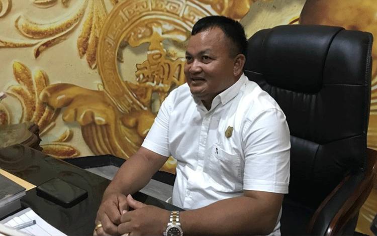 Ketua DPRD Kapuas Apresiasi Pemerintah Kirim Bantuan Logistik untuk Warga Terdampak Banjir?