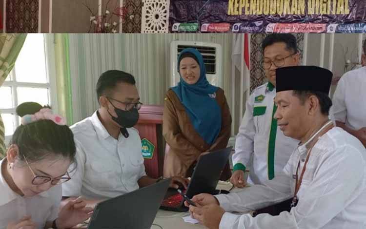 ASN Kemenag Kapuas Aktivasi Identitas Kependudukan Digital