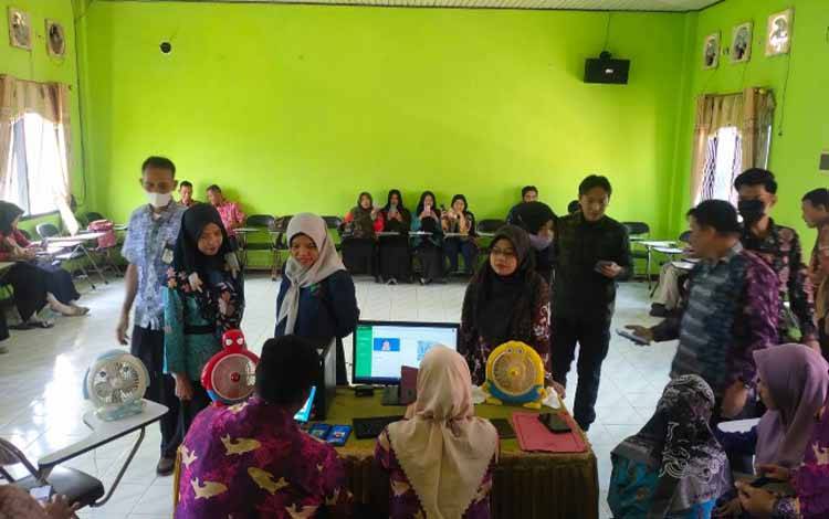 Disdukcapil Jemput Bola Sambangi SOPD Aktivasi IKD