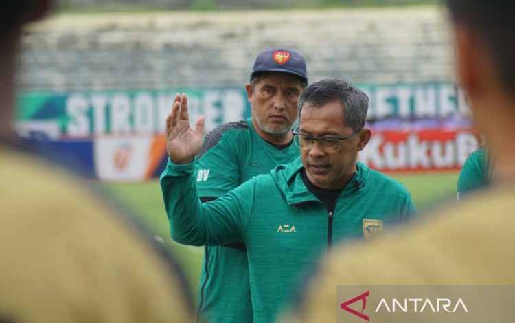 Aji Santoso : Sejumlah Mantan Pemain Kembali ke Persebaya Musim Depan