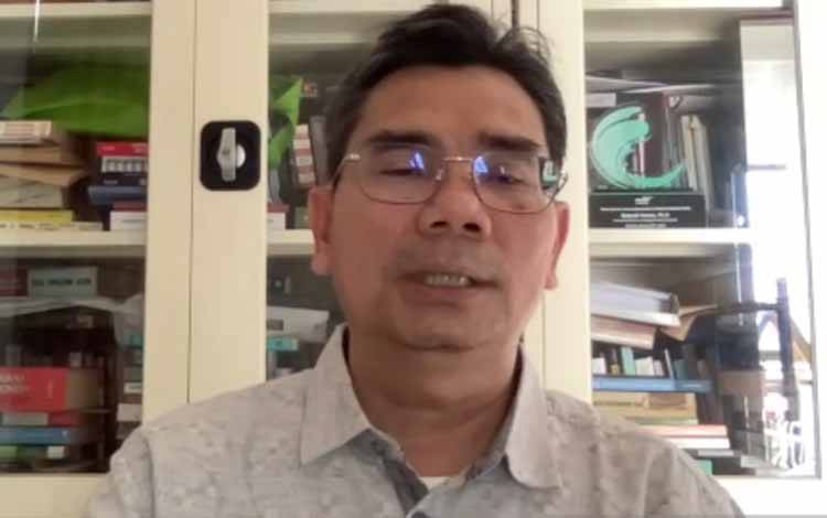 LSI Nilai ada Upaya Jokowi Menduetkan Ganjar dan Prabowo Subianto