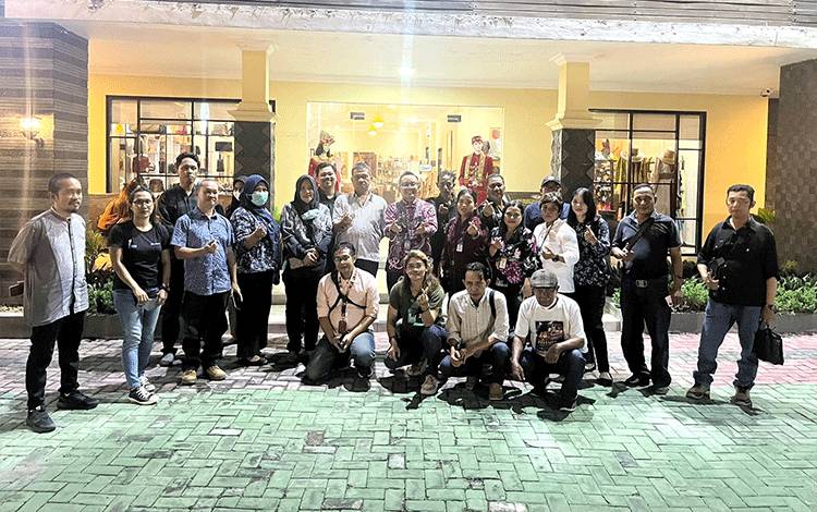 Ketua Dekranasda Apresiasi Bazaar Ramadan Jasa Keuangan Berkah