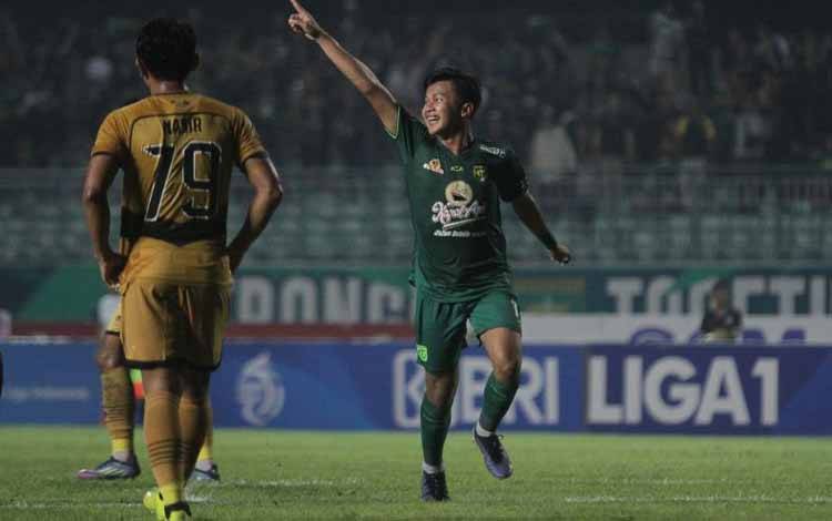 Persebaya Menangkan Laga Terakhir Lawan Dewa United 3-0