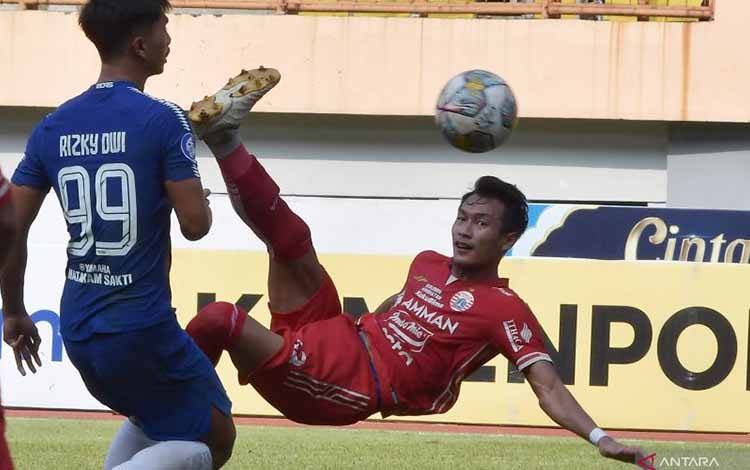 Persija Resmi Perpanjang kontrak Bek Tengah Hansamu Yama