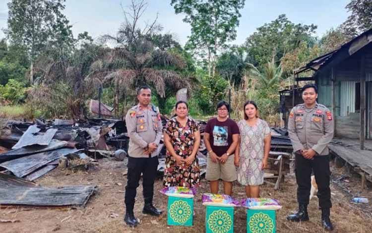 Polsek Katingan Tengah Berikan Bantuan Terhadap Korban Kebakaran?