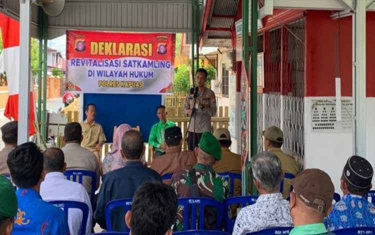 Wakapolres Kapuas Hadiri Pelaksanaan Apel Deklarasi Revitalisasi Satkamling