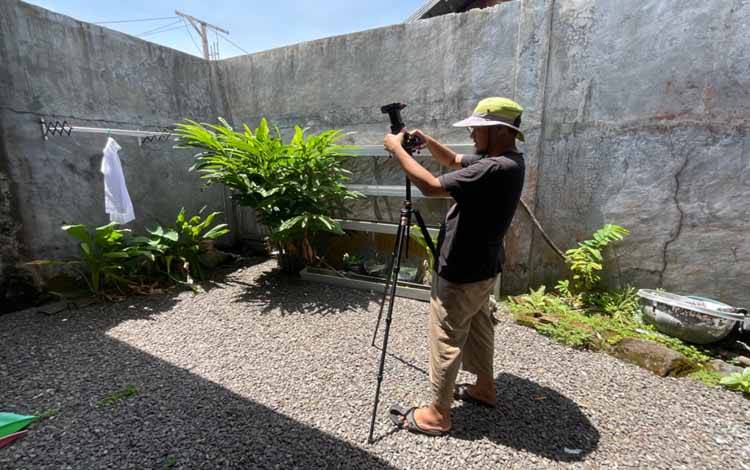 Cerita Warga Kuala Pembuang Menyaksikan Gerhana Matahari Hibrida