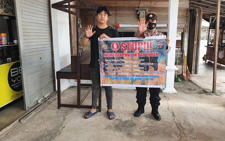 Cuaca Kota Palangka Raya Panas, Polsek Rakumpit Sosialisasikan Setop Bakar Lahan