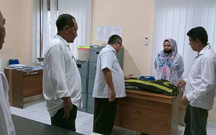 Wabup Sukamara Lakukan Sidak di Hari Pertama Kerja?