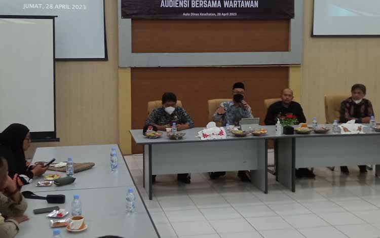 Bahas Berbagai Hal Dalam Penyampaian Informasi Publik, PWI dan Dinkes Kobar Kembali Gelar Coffee Morning