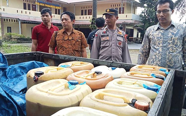 Polisi Tangkap Tangan Penyimpangan BBM Bersubsidi