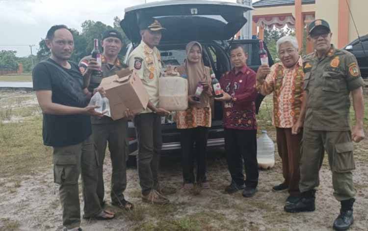 Satpol PP Kobar Sita Berbagai Macam Miras