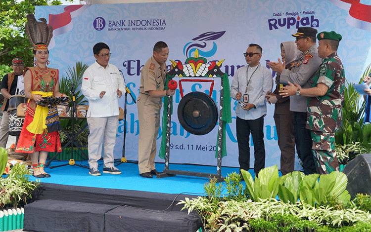 BI Kalteng Programkan Layanan Penukaran Uang Susur Sungai