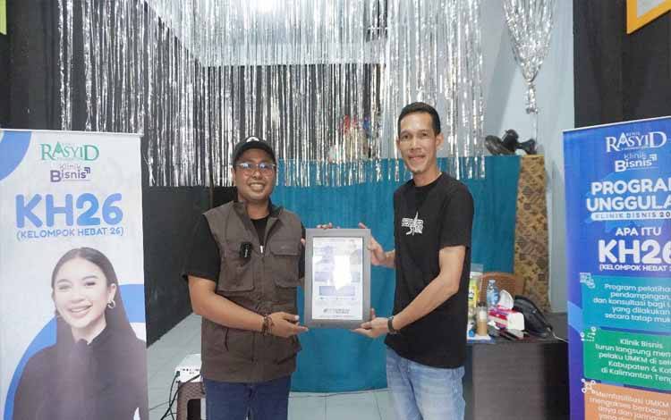 Klinik Bisnis Disambut Hangat Kelompok UMKM Cemara Ampuh Barito Timur