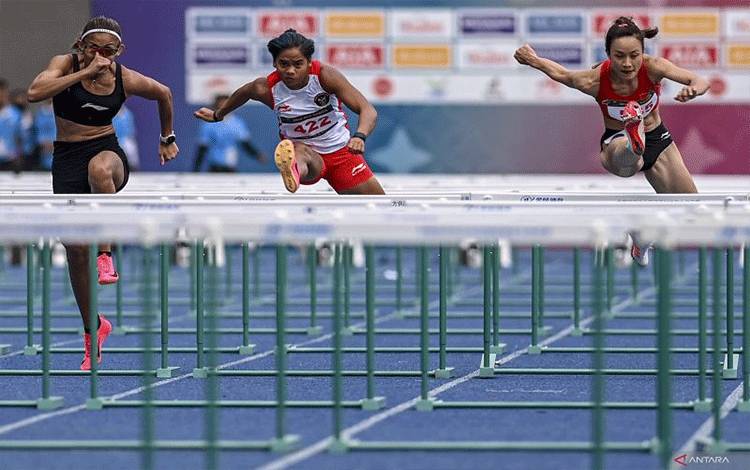 Konsentrasi Dina Aulia Pecah Usai Kena Kartu Hijau Saat Start