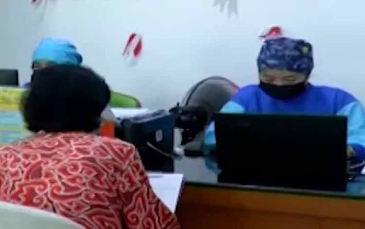Perkembangan Kasus Covid-19 Sedang Dikaji