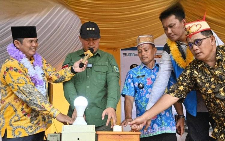 Pemkab Lamandau Targetkan 20 Desa Teraliri Listrik di Tahun 2023